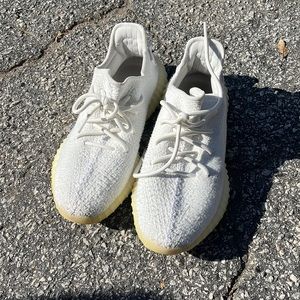 Size 9.5 Yeezy butter
